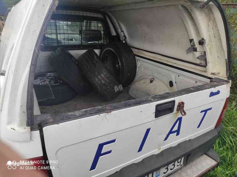 Стоимость растаможки Fiat Strada 2002 года (1.2 Бензин) на механике