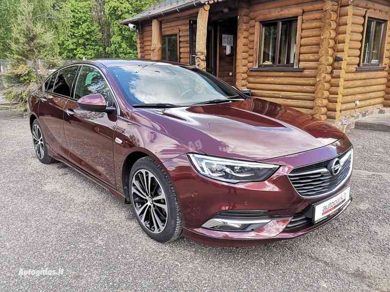 Стоимость растаможки Opel Insignia 2018 года (2.0 Бензин) на автомате