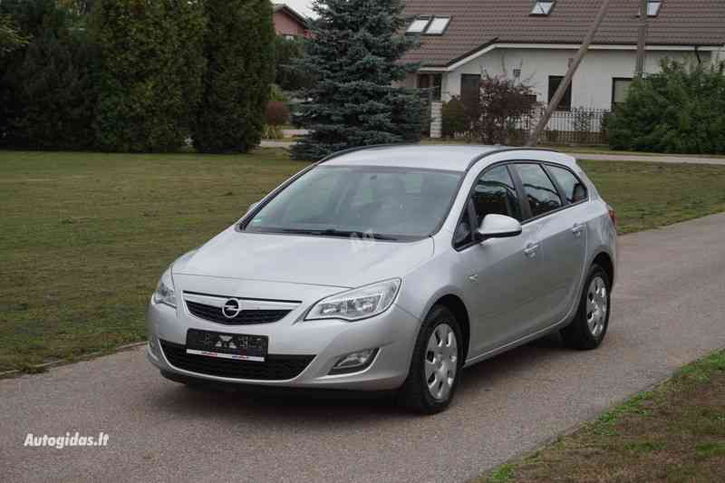 Стоимость растаможки Opel Astra 2012 года (1.7 Дизель) на механике